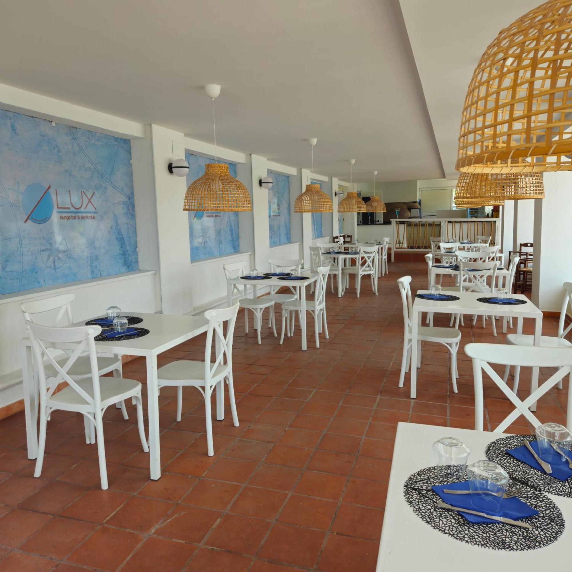 Casa Vacanze Lux By White Aparthotel I Casoni Εξωτερικό φωτογραφία